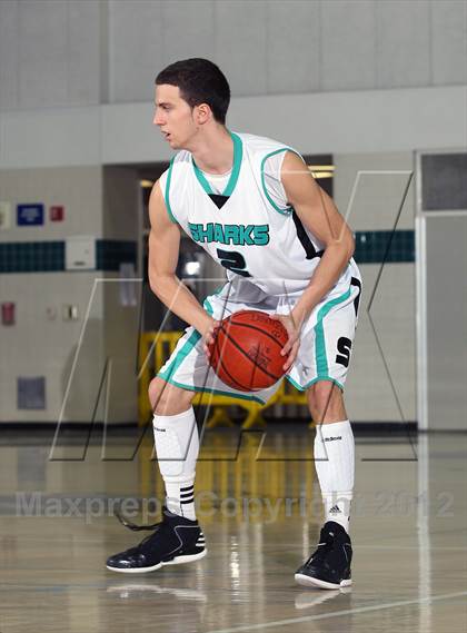 Thumbnail 1 in Villa Park vs Santiago (MaxPreps Holiday Classic) photogallery.