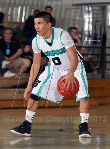 Thumbnail 1 in Villa Park vs Santiago (MaxPreps Holiday Classic) photogallery.