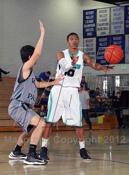 Thumbnail 2 in Villa Park vs Santiago (MaxPreps Holiday Classic) photogallery.