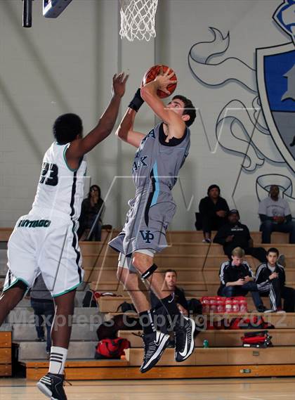 Thumbnail 3 in Villa Park vs Santiago (MaxPreps Holiday Classic) photogallery.
