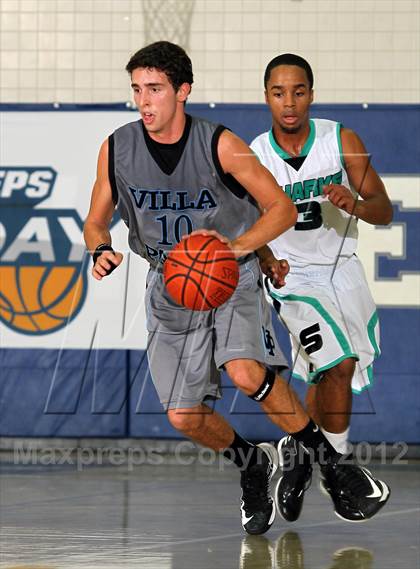 Thumbnail 3 in Villa Park vs Santiago (MaxPreps Holiday Classic) photogallery.