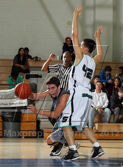 Thumbnail 2 in Villa Park vs Santiago (MaxPreps Holiday Classic) photogallery.