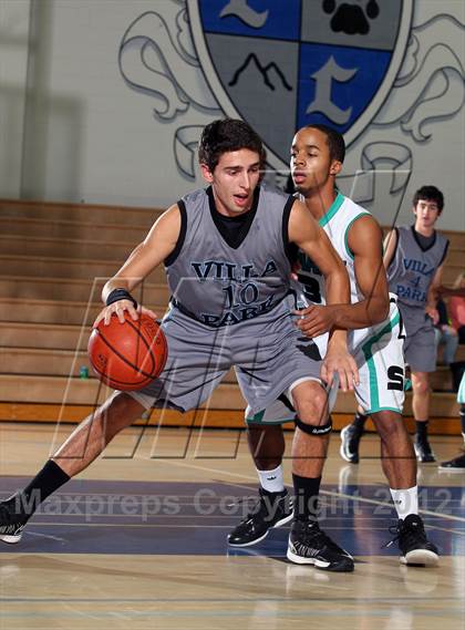 Thumbnail 3 in Villa Park vs Santiago (MaxPreps Holiday Classic) photogallery.