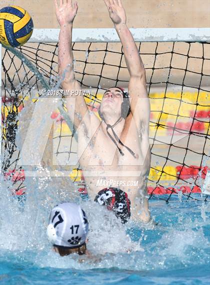Thumbnail 3 in Harvard-Westlake vs Loyola (CIF SS D1 Regional) photogallery.
