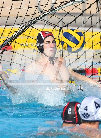 Thumbnail 2 in Harvard-Westlake vs Loyola (CIF SS D1 Regional) photogallery.