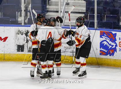 Thumbnail 1 in Seton Hall Prep vs. Bergen Catholic (Notre Dame New Year's Invitational Consolation) photogallery.