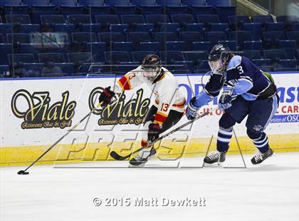 Thumbnail 1 in Seton Hall Prep vs. Bergen Catholic (Notre Dame New Year's Invitational Consolation) photogallery.