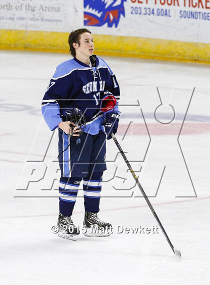 Thumbnail 3 in Seton Hall Prep vs. Bergen Catholic (Notre Dame New Year's Invitational Consolation) photogallery.