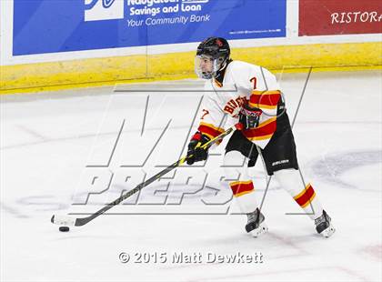 Thumbnail 2 in Seton Hall Prep vs. Bergen Catholic (Notre Dame New Year's Invitational Consolation) photogallery.
