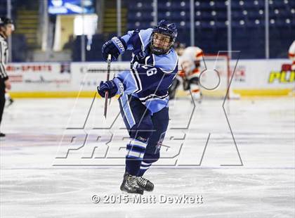Thumbnail 2 in Seton Hall Prep vs. Bergen Catholic (Notre Dame New Year's Invitational Consolation) photogallery.