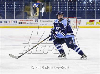 Thumbnail 3 in Seton Hall Prep vs. Bergen Catholic (Notre Dame New Year's Invitational Consolation) photogallery.