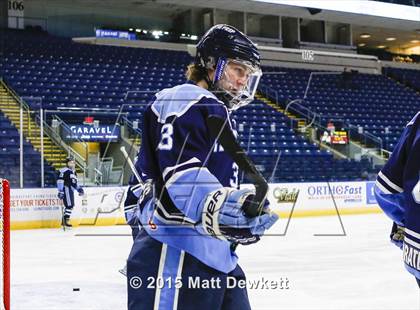 Thumbnail 1 in Seton Hall Prep vs. Bergen Catholic (Notre Dame New Year's Invitational Consolation) photogallery.