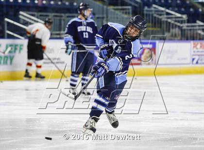 Thumbnail 1 in Seton Hall Prep vs. Bergen Catholic (Notre Dame New Year's Invitational Consolation) photogallery.