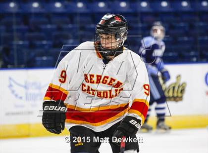 Thumbnail 1 in Seton Hall Prep vs. Bergen Catholic (Notre Dame New Year's Invitational Consolation) photogallery.
