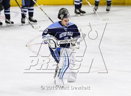 Thumbnail 2 in Seton Hall Prep vs. Bergen Catholic (Notre Dame New Year's Invitational Consolation) photogallery.