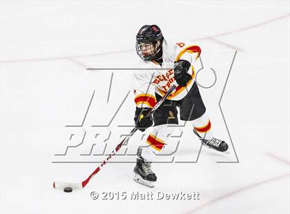 Thumbnail 2 in Seton Hall Prep vs. Bergen Catholic (Notre Dame New Year's Invitational Consolation) photogallery.
