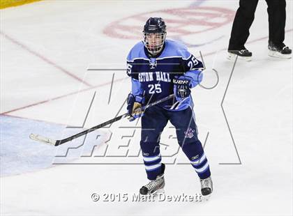 Thumbnail 2 in Seton Hall Prep vs. Bergen Catholic (Notre Dame New Year's Invitational Consolation) photogallery.