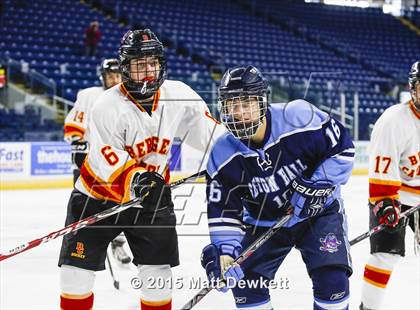 Thumbnail 3 in Seton Hall Prep vs. Bergen Catholic (Notre Dame New Year's Invitational Consolation) photogallery.