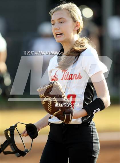 Thumbnail 1 in Bauxite vs. Jacksonville photogallery.
