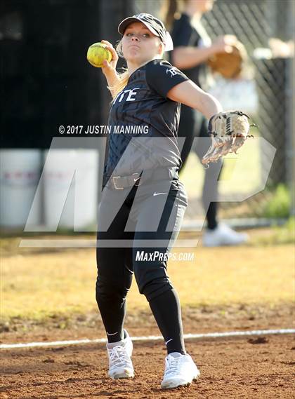 Thumbnail 1 in Bauxite vs. Jacksonville photogallery.