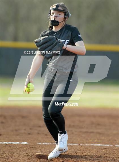 Thumbnail 3 in Bauxite vs. Jacksonville photogallery.