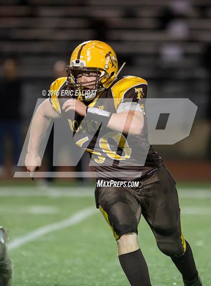 Thumbnail 1 in Sharon vs Titusville (PIAA D10 AAA Semifinal) photogallery.