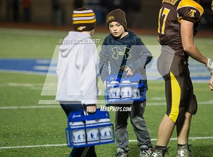 Thumbnail 1 in Sharon vs Titusville (PIAA D10 AAA Semifinal) photogallery.
