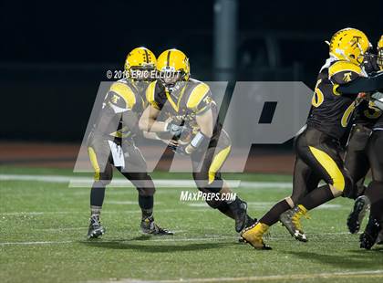 Thumbnail 1 in Sharon vs Titusville (PIAA D10 AAA Semifinal) photogallery.