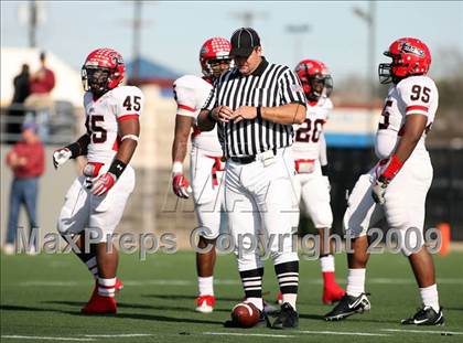 Thumbnail 1 in Abilene vs. Cedar Hill (Texas 5A Region I Playoffs) photogallery.