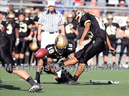 Thumbnail 1 in Abilene vs. Cedar Hill (Texas 5A Region I Playoffs) photogallery.