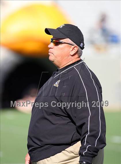 Thumbnail 1 in Abilene vs. Cedar Hill (Texas 5A Region I Playoffs) photogallery.
