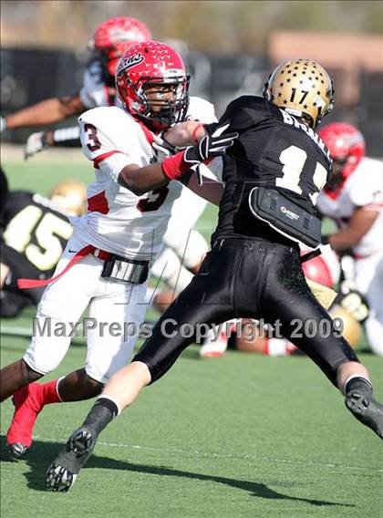 Thumbnail 2 in Abilene vs. Cedar Hill (Texas 5A Region I Playoffs) photogallery.