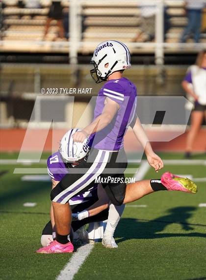Thumbnail 3 in Pike @ Ben Davis photogallery.