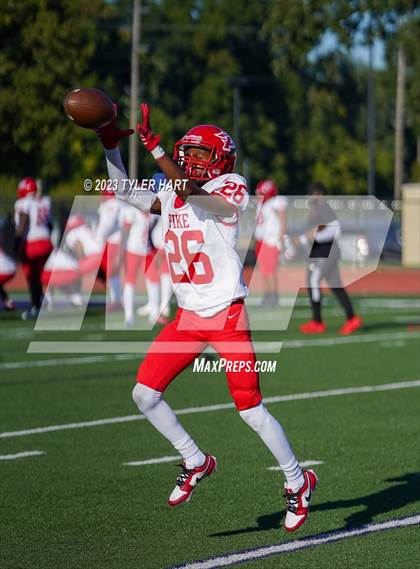 Thumbnail 3 in Pike @ Ben Davis photogallery.