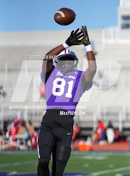 Thumbnail 3 in Pike @ Ben Davis photogallery.