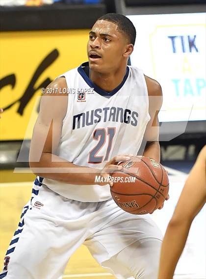 Thumbnail 3 in Centennial @ Roosevelt ( CIF DIV 1 Southern Regional Final) photogallery.