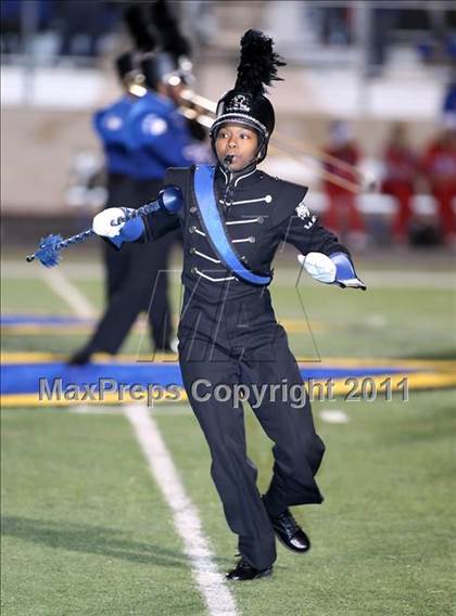 Thumbnail 1 in Midway vs. Tyler (4A Division 1 Semifinal) photogallery.