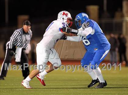 Thumbnail 3 in Midway vs. Tyler (4A Division 1 Semifinal) photogallery.