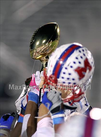 Thumbnail 3 in Midway vs. Tyler (4A Division 1 Semifinal) photogallery.