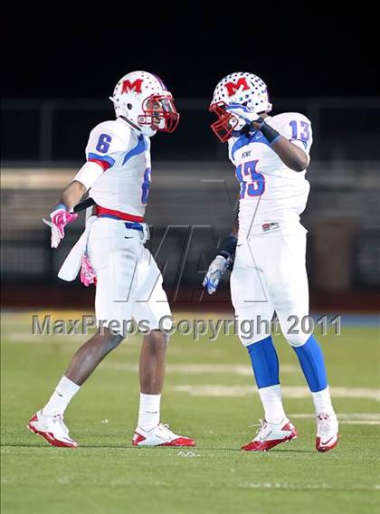 Thumbnail 1 in Midway vs. Tyler (4A Division 1 Semifinal) photogallery.