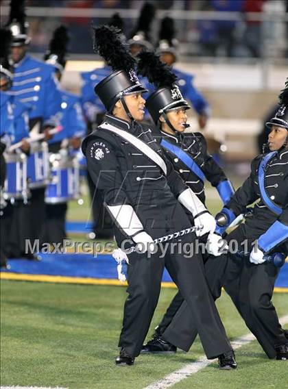 Thumbnail 2 in Midway vs. Tyler (4A Division 1 Semifinal) photogallery.