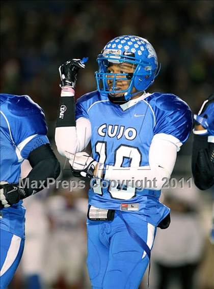 Thumbnail 2 in Midway vs. Tyler (4A Division 1 Semifinal) photogallery.