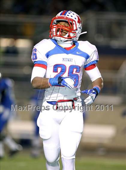 Thumbnail 3 in Midway vs. Tyler (4A Division 1 Semifinal) photogallery.