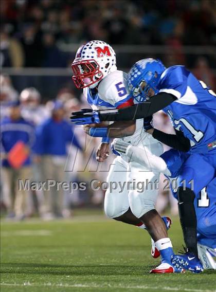 Thumbnail 1 in Midway vs. Tyler (4A Division 1 Semifinal) photogallery.