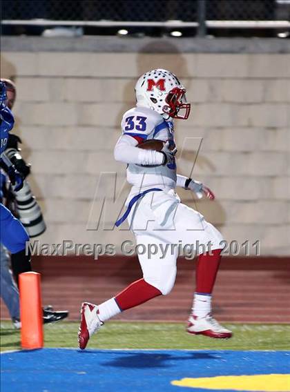 Thumbnail 1 in Midway vs. Tyler (4A Division 1 Semifinal) photogallery.