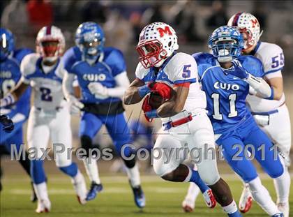 Thumbnail 1 in Midway vs. Tyler (4A Division 1 Semifinal) photogallery.