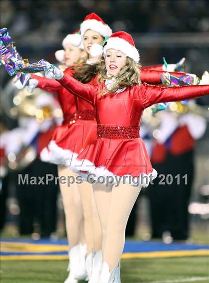 Thumbnail 1 in Midway vs. Tyler (4A Division 1 Semifinal) photogallery.