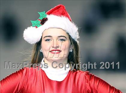 Thumbnail 2 in Midway vs. Tyler (4A Division 1 Semifinal) photogallery.