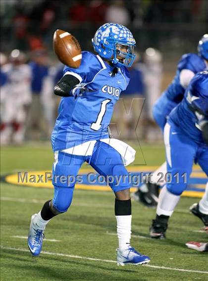 Thumbnail 2 in Midway vs. Tyler (4A Division 1 Semifinal) photogallery.