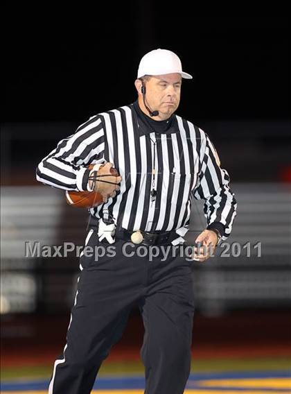 Thumbnail 1 in Midway vs. Tyler (4A Division 1 Semifinal) photogallery.